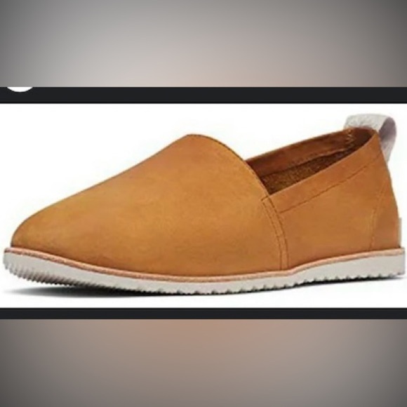 Sorel Tan Loafers Sleek Slip-On Design - Picture 1 of 13